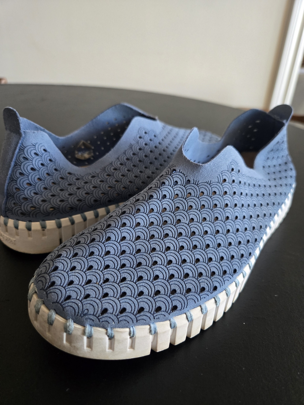 Ilse Jacobsen Tulip 139 Perforated Slip-On Shoes Blue EU 39